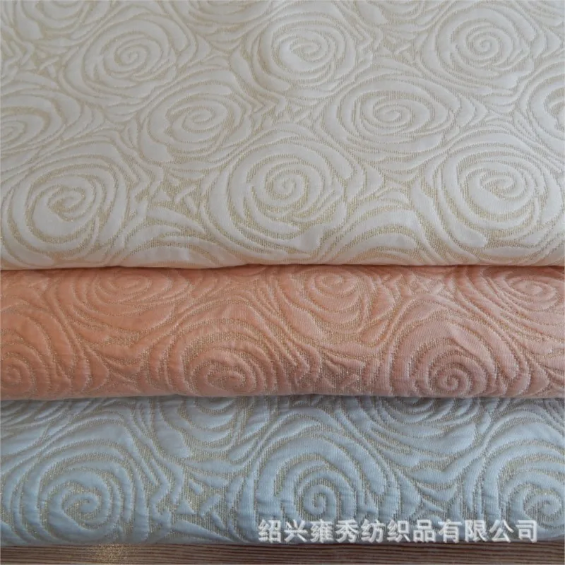 Yarn-dyed jacquard fabric - gold and silver thread embossed women's
Yarn-dyed jacquard fabric - gold and silver thread embossed women's