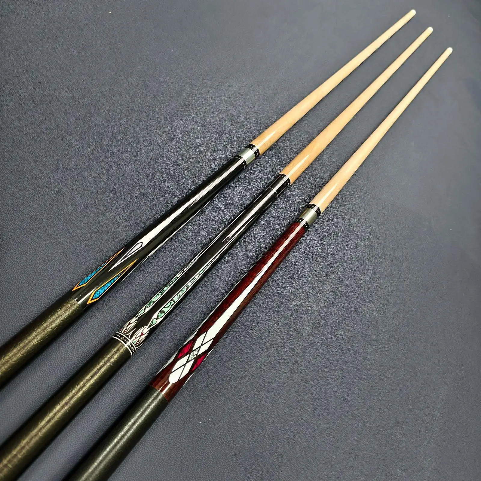 1/2 Split Pool Cue Stick Durable Billiard Cue Wooden Shaft for Adult Billiard Supplies and Practice Sessions
1/2 Split Pool Cue Stick Durable Billiard Cue Wooden Shaft for Adult Billiard Supplies and Practice Sessions