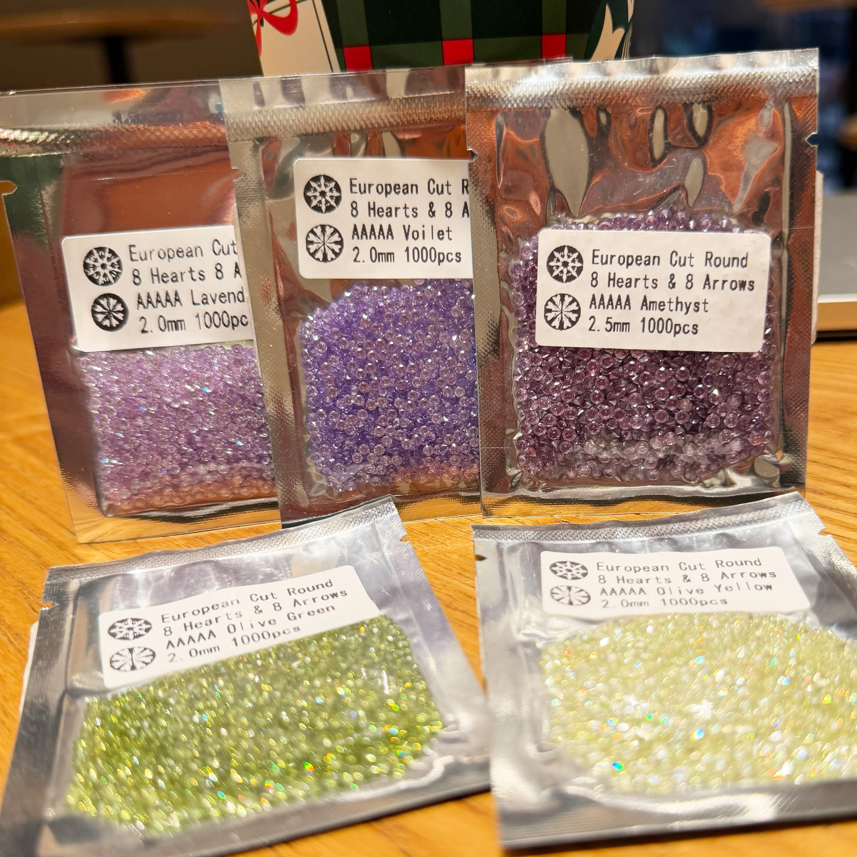 Muticolor CZ Small Size AAAAA 0.8~3.0mm 1000pcs/bag Zircon Round Multicolor Cubic Zirconia Stone Beads For Jewelry Bracelets DIY
Muticolor CZ Small Size AAAAA 0.8~3.0mm 1000pcs/bag Zircon Round Multicolor Cubic Zirconia Stone Beads For Jewelry Bracelets DIY