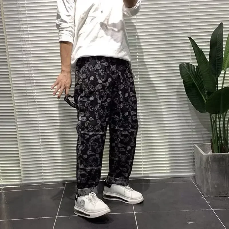 Jeans for Men Black Straight Trousers Paisley Graphic Male Cowboy Pants Hip Hop Stylish Y2k Streetwear Korean Style 2024 Autumn
Jeans for Men Black Straight Trousers Paisley Graphic Male Cowboy Pants Hip Hop Stylish Y2k Streetwear Korean Style 2024 Autumn