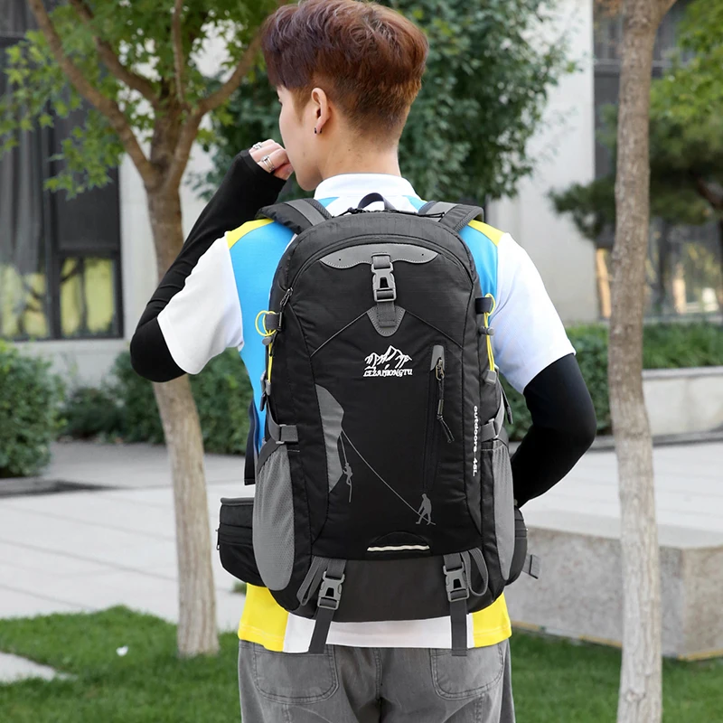 Large-capacity outdoor hiking and camping backpack Lightweight backpack for short trips Unisex Casual Travel Backpack
Large-capacity outdoor hiking and camping backpack Lightweight backpack for short trips Unisex Casual Travel Backpack