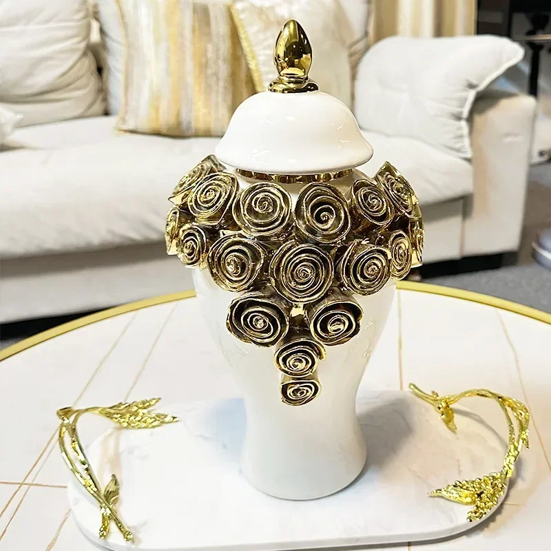 Ceramic General Jar Gold Rose Relief Ginger Cans Porcelain Storage Tanks Flower Vase Handicraft Ornaments Decoration
Ceramic General Jar Gold Rose Relief Ginger Cans Porcelain Storage Tanks Flower Vase Handicraft Ornaments Decoration