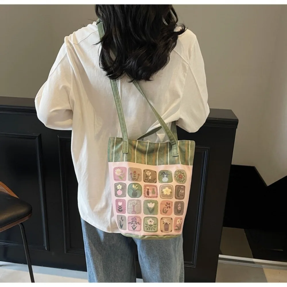 New Cute Cartoon Print Shoulder Bag Canvas Large Capacity Crossbody Bag Casual Multifunctional Handbag Shoulder Bags
New Cute Cartoon Print Shoulder Bag Canvas Large Capacity Crossbody Bag Casual Multifunctional Handbag Shoulder Bags