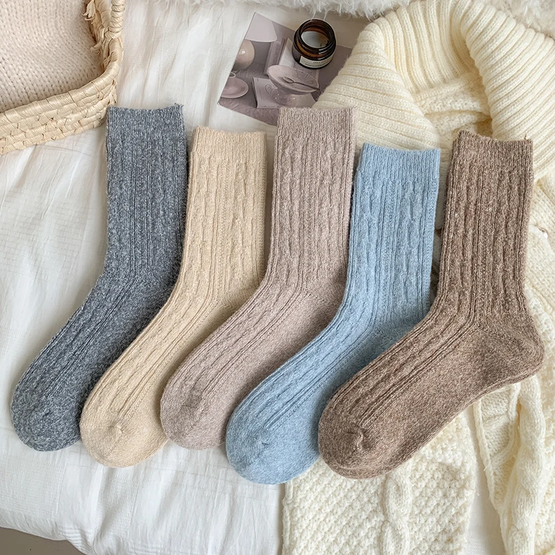 New Women's Socks Long Japanese Fashion Preppy Style Thick Socks Female Breathable Casual Solid Color Simple Loose Socks Comfy
New Women's Socks Long Japanese Fashion Preppy Style Thick Socks Female Breathable Casual Solid Color Simple Loose Socks Comfy