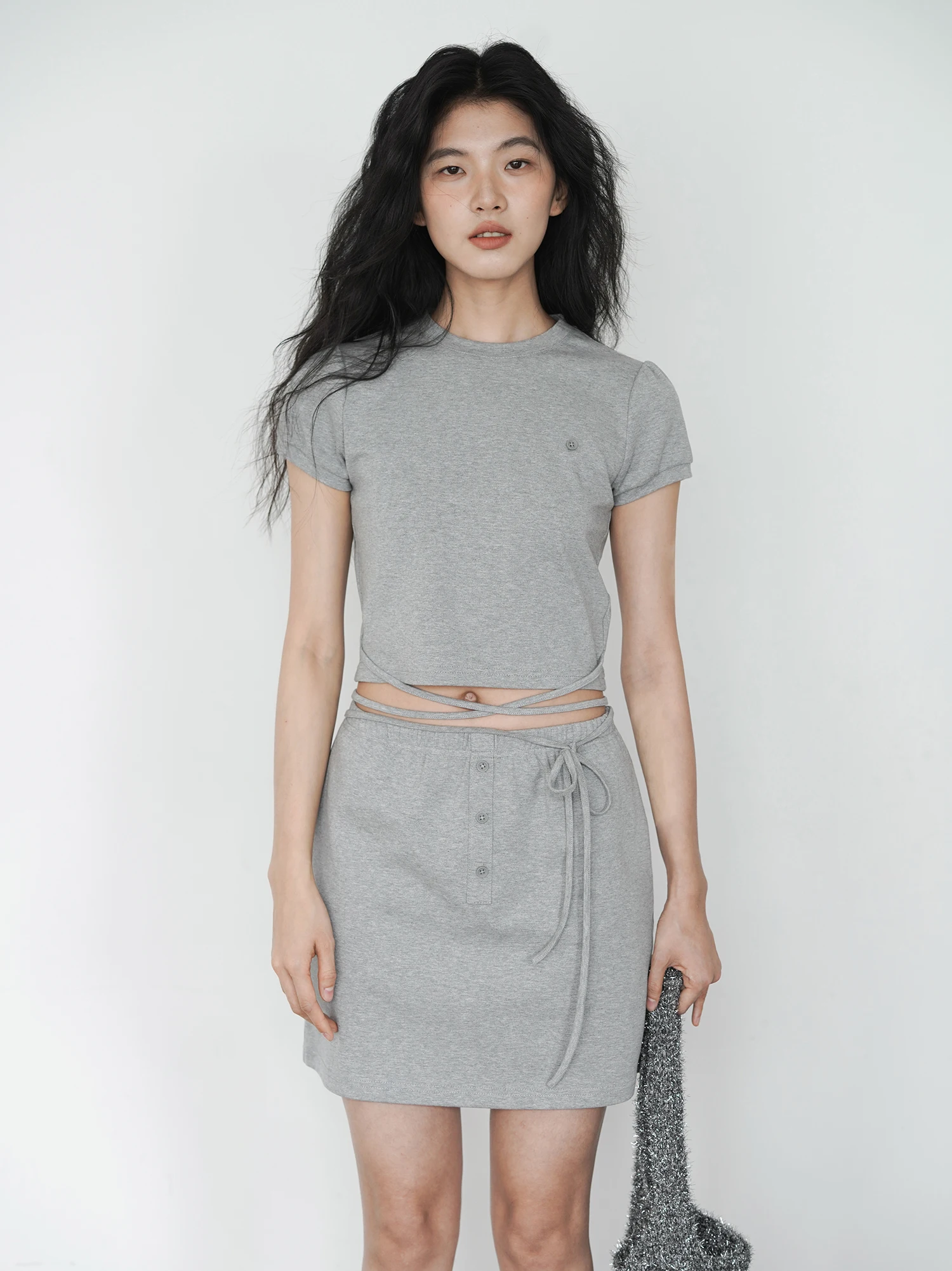 Cotton Y2K Gray Women Suit Short Sleeve T-shirts And Short Skirt Two Piece Set O-neck Tee Top + Elastic Waist Skirt Summer Suit
Cotton Y2K Gray Women Suit Short Sleeve T-shirts And Short Skirt Two Piece Set O-neck Tee Top + Elastic Waist Skirt Summer Suit