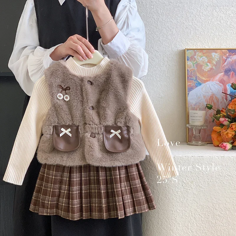 Girls' Autumn Winter Dress2025New Stylish Children's Fur Vest Long Sleeve Sweater Fleece Lined Skirt Three-Piece Set
Girls' Autumn Winter Dress2025New Stylish Children's Fur Vest Long Sleeve Sweater Fleece Lined Skirt Three-Piece Set