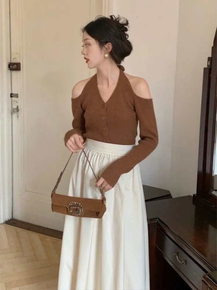 Harajuku Retro Halter Green Knitted Sweater For Women Sexy Off Shoulder Jumper Niche Chic Versatile Casual Commute Layering Top
Harajuku Retro Halter Green Knitted Sweater For Women Sexy Off Shoulder Jumper Niche Chic Versatile Casual Commute Layering Top