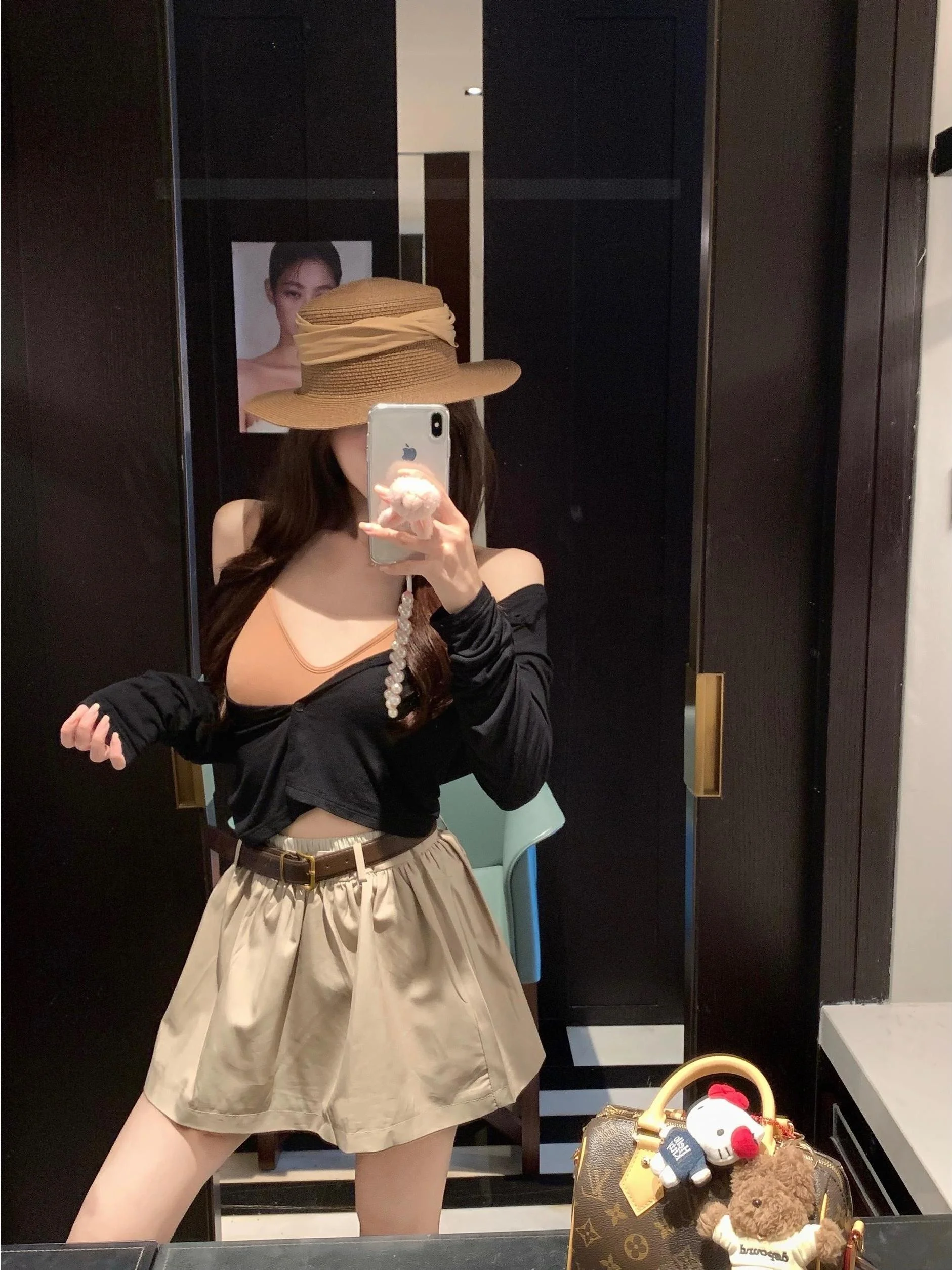 High Waist A-Line Skirt Women's Summer 2026 New Design Double Waist Head Color Block Short Skirt Anti-Light Commute
High Waist A-Line Skirt Women's Summer 2026 New Design Double Waist Head Color Block Short Skirt Anti-Light Commute