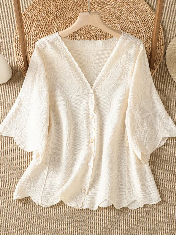 Breathable Embroidered Casual Thin Short Sleeve V-Neck Loose Open Cardigan Summer Pure Color Women's Shirt Large Size
Breathable Embroidered Casual Thin Short Sleeve V-Neck Loose Open Cardigan Summer Pure Color Women's Shirt Large Size