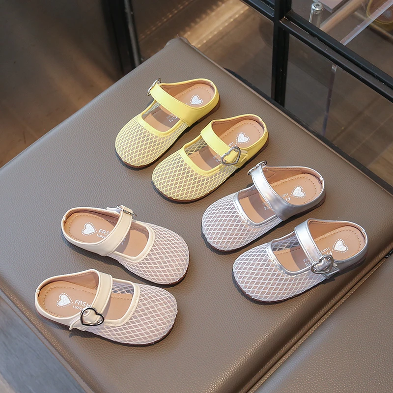 Summer Girl'S Slippers Mesh Fabric Cover Toe Breathable Kids Sandals Solid Color Stylish Comfy Lightweight Children Flat Shoe
Summer Girl'S Slippers Mesh Fabric Cover Toe Breathable Kids Sandals Solid Color Stylish Comfy Lightweight Children Flat Shoe