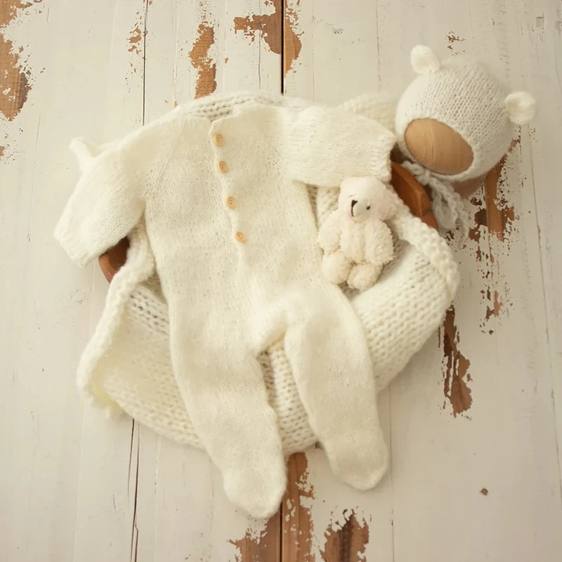 Newborn Baby Photography Props Cute Bear Handmade Knitted Outfits Bodysuit with Hat Wrap 3pcs Set Studio Shooting Photo Props
Newborn Baby Photography Props Cute Bear Handmade Knitted Outfits Bodysuit with Hat Wrap 3pcs Set Studio Shooting Photo Props