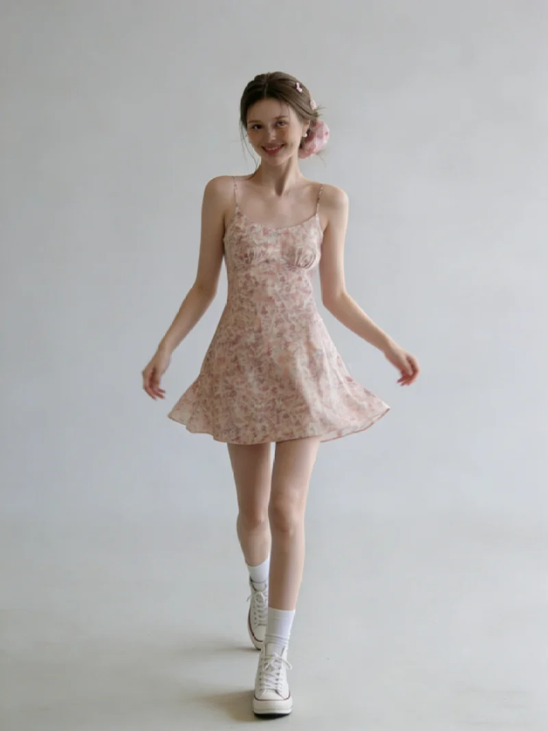 Women's Summer Casual Outfit Pink Embellished Vintage Floral Print Cami Strap Ruched Bust Flared Mini Sundress 2026
Women's Summer Casual Outfit Pink Embellished Vintage Floral Print Cami Strap Ruched Bust Flared Mini Sundress 2026