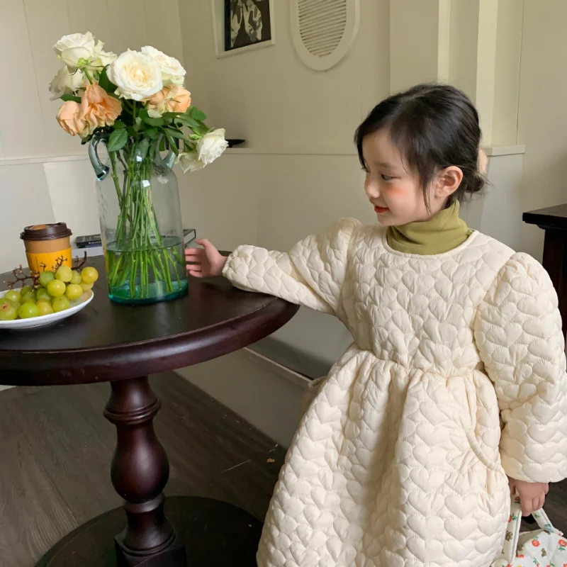 Fall Winter Girls cotton-padded dresses solid color Baby Girl thick warm dress Kids long sleeve warm dress
Fall Winter Girls cotton-padded dresses solid color Baby Girl thick warm dress Kids long sleeve warm dress