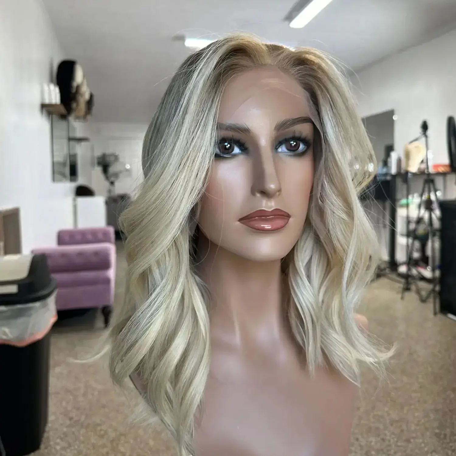 Soft Ombre Blond Wave Hair 150 density and 13×4 100%human hair wig lace front wig, with baby hair pre plucked
Soft Ombre Blond Wave Hair 150 density and 13×4 100%human hair wig lace front wig, with baby hair pre plucked