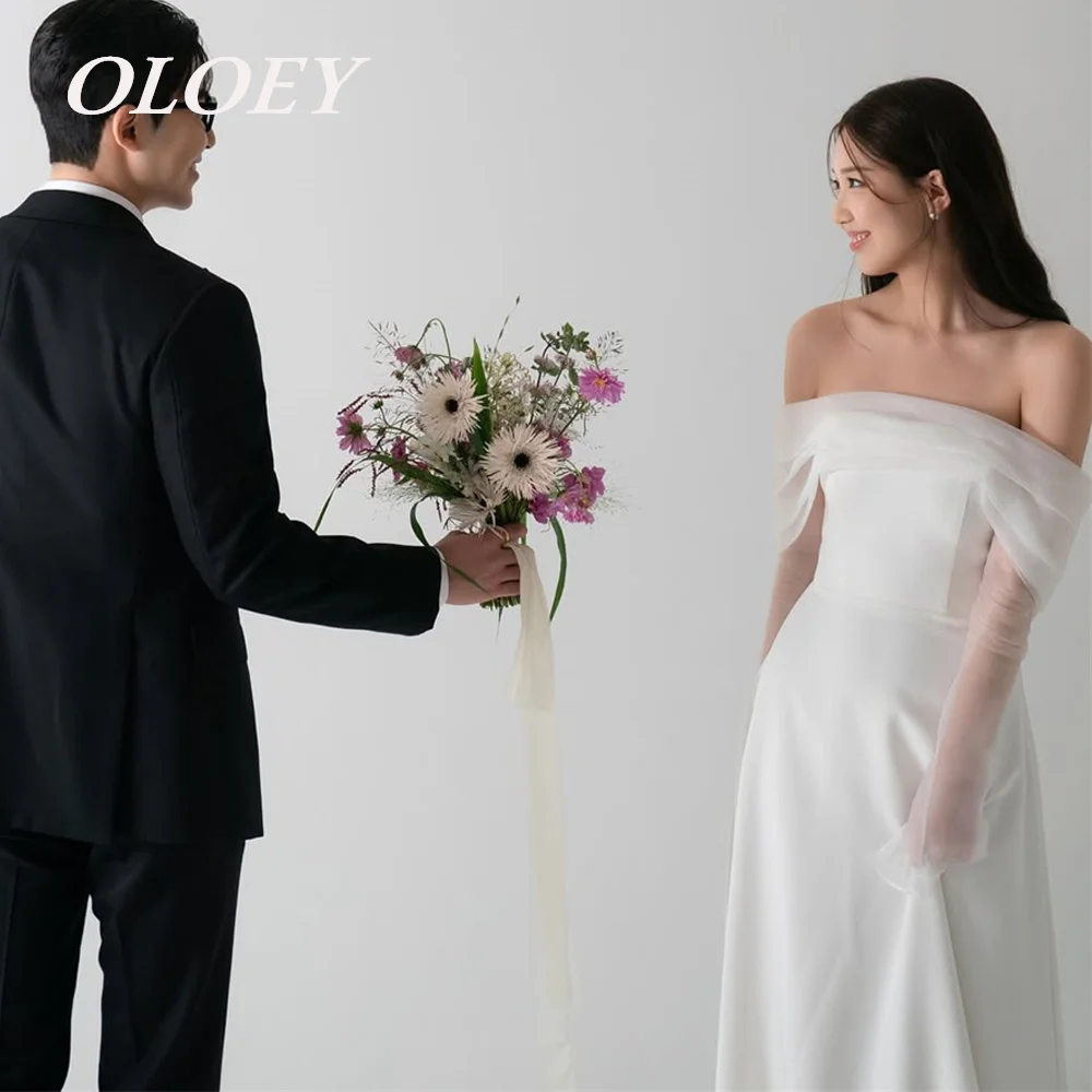 OLOEY Simple Off the Shoulder Wedding Dress Korea Photos Shoot Pleated Floor Length Bridal Gown with Detached Sleeves Customized
OLOEY Simple Off the Shoulder Wedding Dress Korea Photos Shoot Pleated Floor Length Bridal Gown with Detached Sleeves Customized