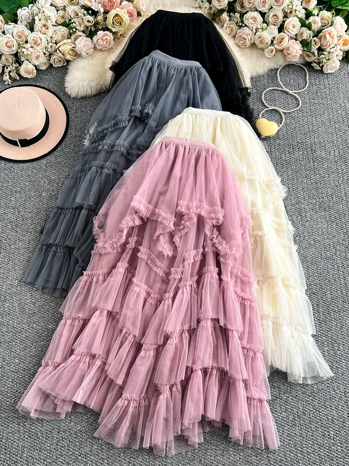 Весна-Лето 2025: Длинная юбка А-силуэта с высокой талией в корейском винтажном стиле, асимметричная, женская, стройнящая
Весна-Лето 2025: Длинная юбка А-силуэта с высокой талией в корейском винтажном стиле, асимметричная, женская, стройнящая