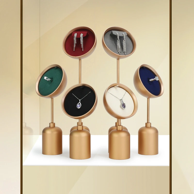 Jewelry props display props necklace display stand creative metal microfiber pendant necklace display stand
Jewelry props display props necklace display stand creative metal microfiber pendant necklace display stand