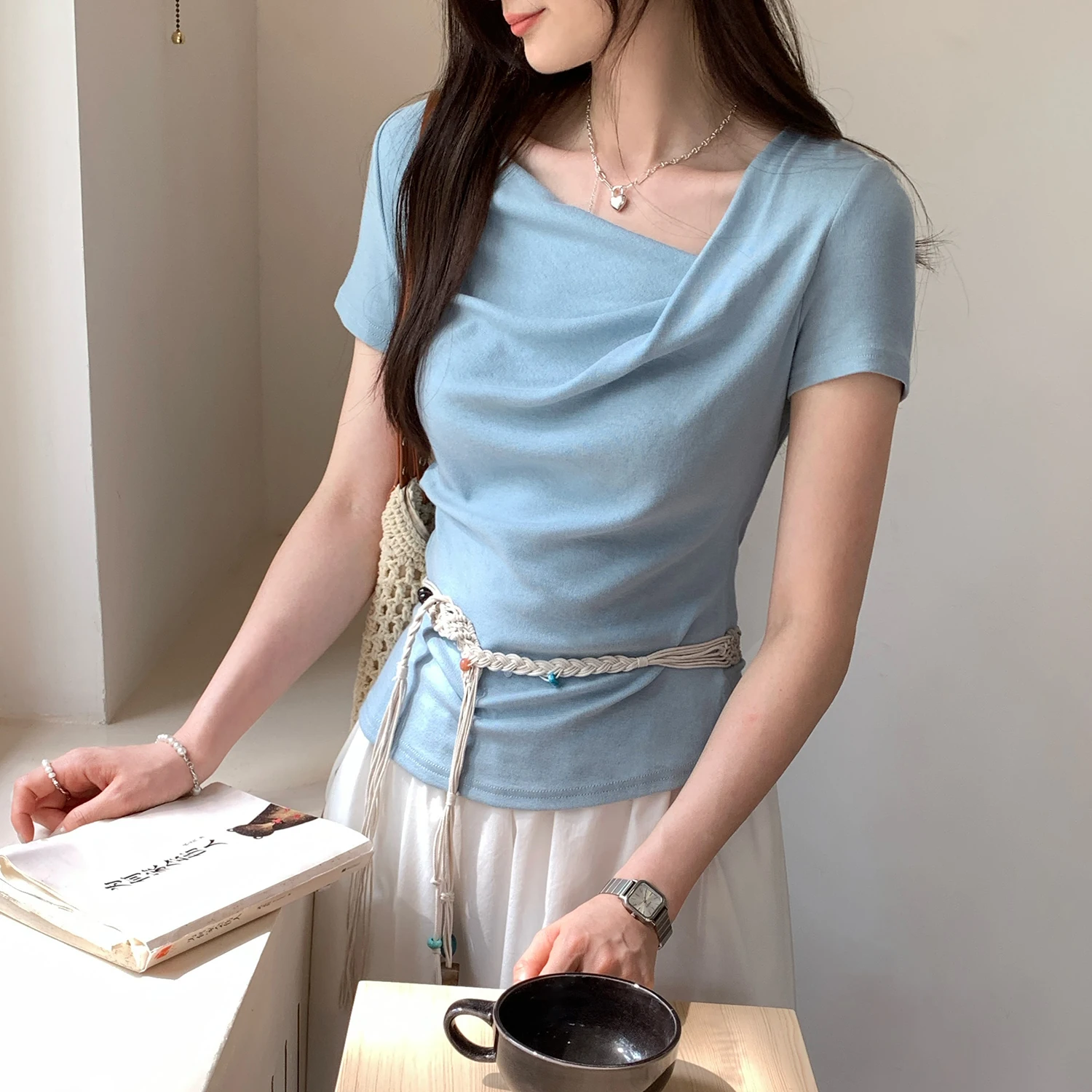 Summer Irregular Collar Elegant Women's T-shirts 2025 New Knitted Short Sleeve Casual Shirts Slim Bottom Short Tops Female
Summer Irregular Collar Elegant Women's T-shirts 2025 New Knitted Short Sleeve Casual Shirts Slim Bottom Short Tops Female