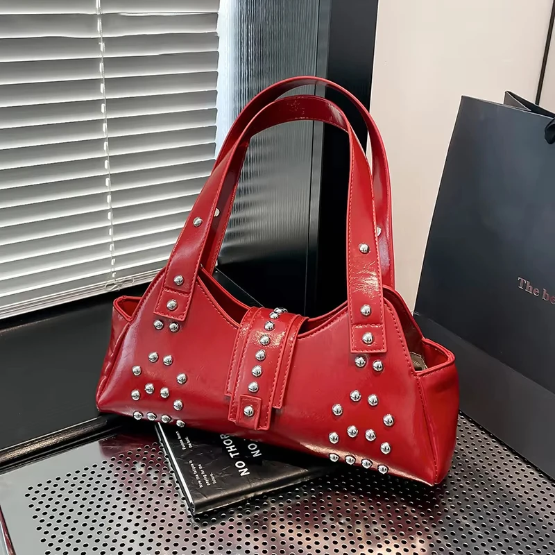 Rivets Design PU Leather Shoulder Bags Women 2025 New Fashion Punk Style Underarm Bag Female Luxury Korean Solid Trend Handbags
Rivets Design PU Leather Shoulder Bags Women 2025 New Fashion Punk Style Underarm Bag Female Luxury Korean Solid Trend Handbags