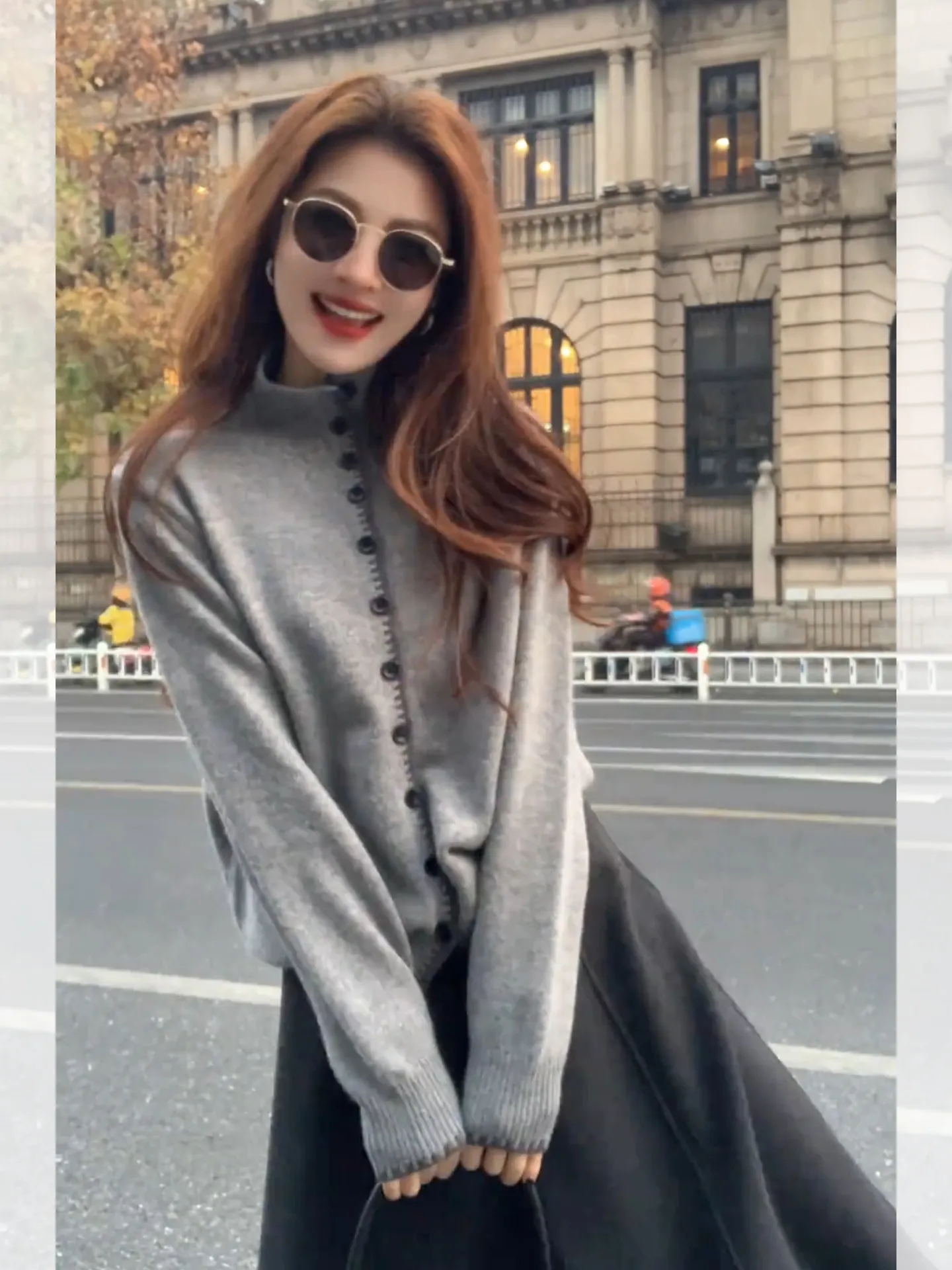 Вязаный кардиган с высоким воротником для женщин, осенне-зимний, уникальный дизайн, свободный крой, корейский стиль, топ
Вязаный кардиган с высоким воротником для женщин, осенне-зимний, уникальный дизайн, свободный крой, корейский стиль, топ