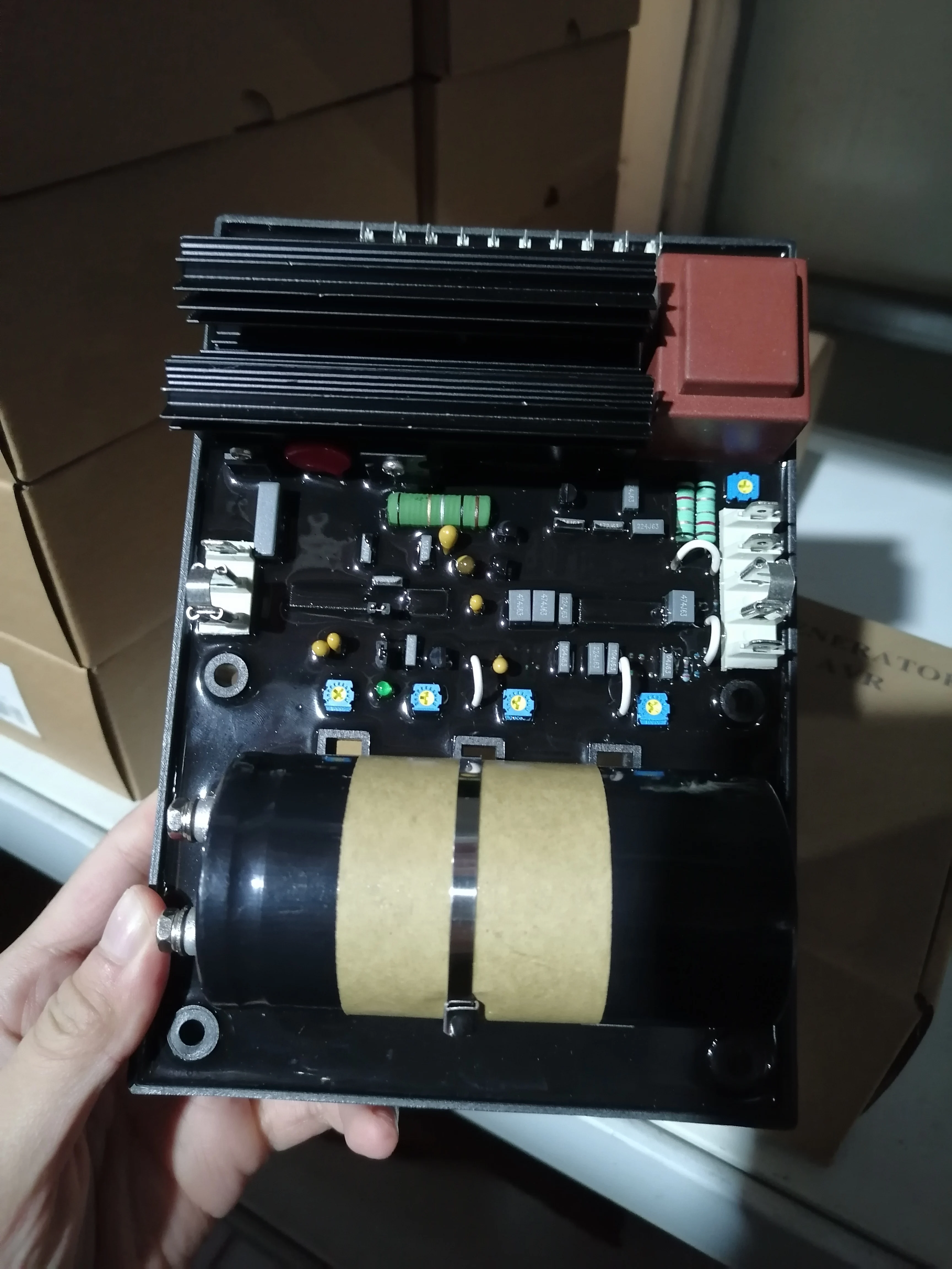 Leroy Somer AVR R449 Automatic Voltage Regulator Stabilizer Control Board Generator Power Diesel Generator Part kit xeon
Leroy Somer AVR R449 Automatic Voltage Regulator Stabilizer Control Board Generator Power Diesel Generator Part kit xeon