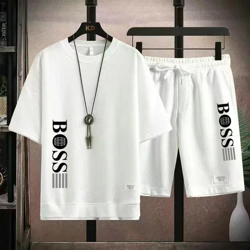 Summer new loose and breathable short-sleeved T-shirt + jogging shorts two-piece men's quick-drying fitness casual suit
Summer new loose and breathable short-sleeved T-shirt + jogging shorts two-piece men's quick-drying fitness casual suit