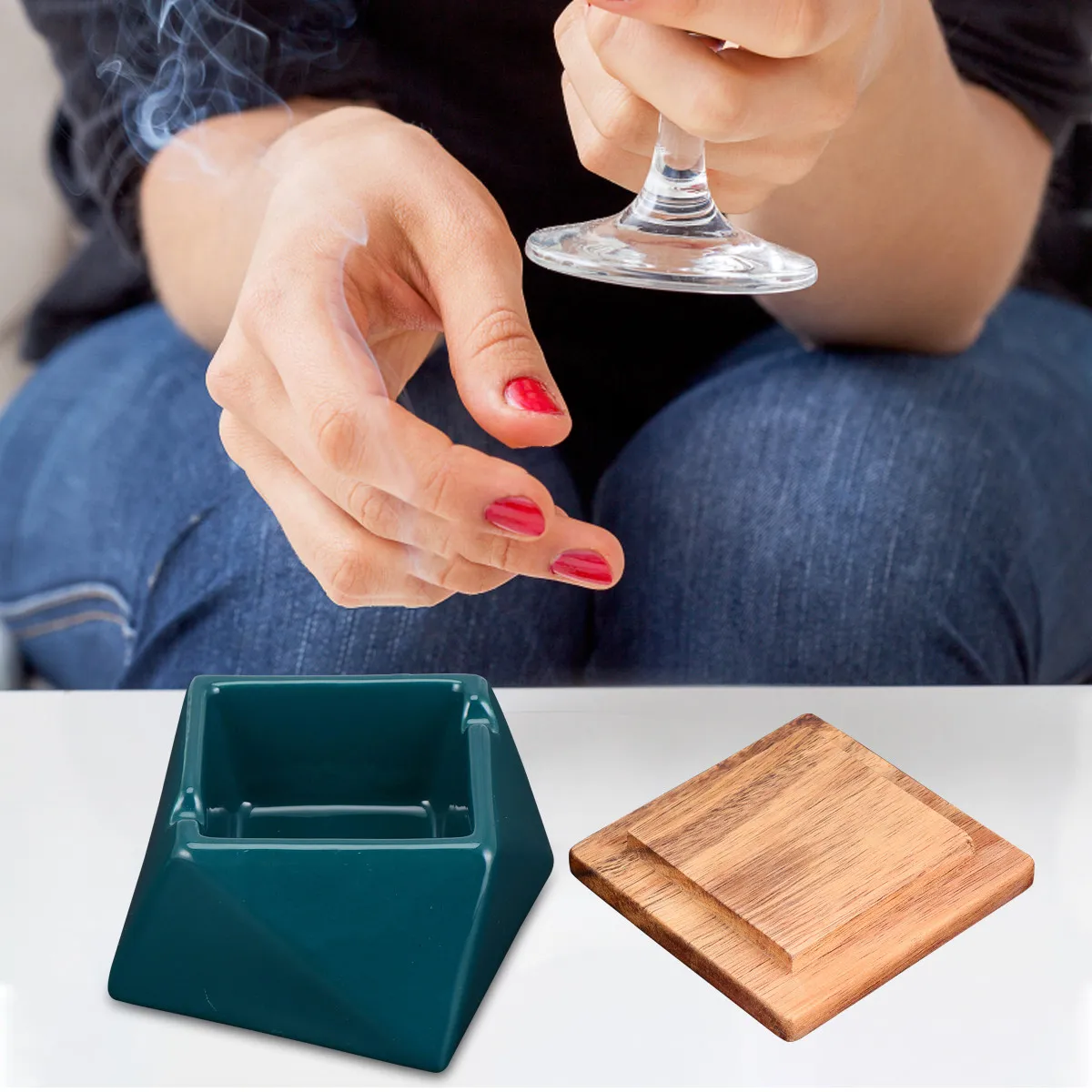 1pc Ashtray With Lid Deep Container Windproof For Home Office Decorative Ashytray Use Creative Ash Container
1pc Ashtray With Lid Deep Container Windproof For Home Office Decorative Ashytray Use Creative Ash Container