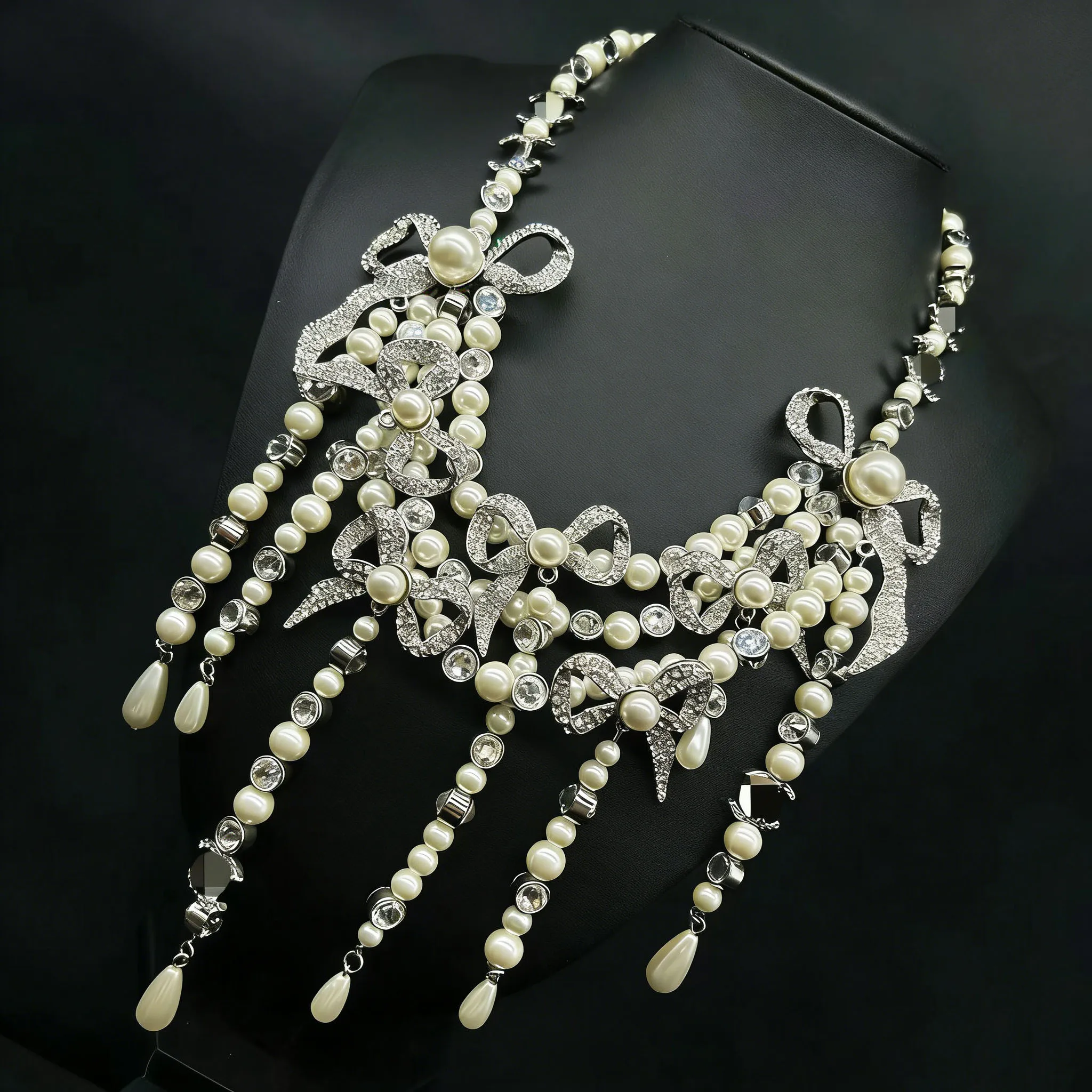 Vintage Bowknot Pearl Necklace Tassel Teardrop Pendant Luxurious Retro Bridal Necklace Jewelry Banquets Birthday Gifts for Women
Vintage Bowknot Pearl Necklace Tassel Teardrop Pendant Luxurious Retro Bridal Necklace Jewelry Banquets Birthday Gifts for Women