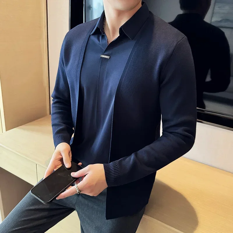 Autumn Fake 2 Pieces Knitted Cardigan Traceless Shirt Collar Spliced Casual Pullovers Fashion Men Slim Sweater Coats JJ48
Autumn Fake 2 Pieces Knitted Cardigan Traceless Shirt Collar Spliced Casual Pullovers Fashion Men Slim Sweater Coats JJ48