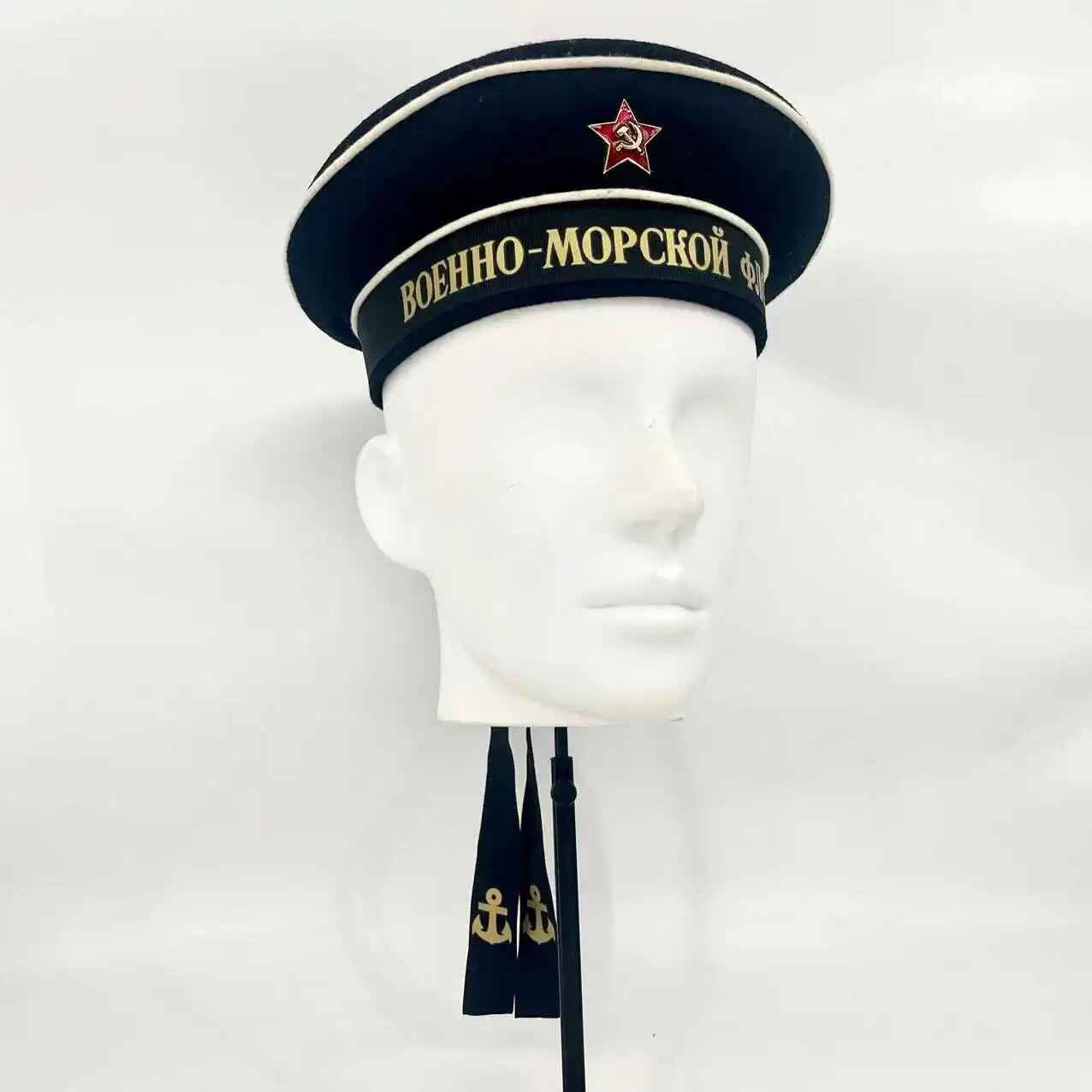 Советская русская матросская кепка времен Второй мировой войны со значком моряка Советский солдат Черная шляпа Маскарад Шляпа Театральное представление Хэллоуин
Советская русская матросская кепка времен Второй мировой войны со значком моряка Советский солдат Черная шляпа Маскарад Шляпа Театральное представление Хэллоуин