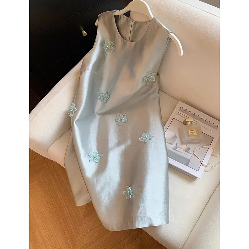 Ladies Three-Dimensional Flower Beaded Sleeveless Dress Spring And Summer New High-grade Slim And Comfortable Zipper Cool Skirt
Ladies Three-Dimensional Flower Beaded Sleeveless Dress Spring And Summer New High-grade Slim And Comfortable Zipper Cool Skirt
