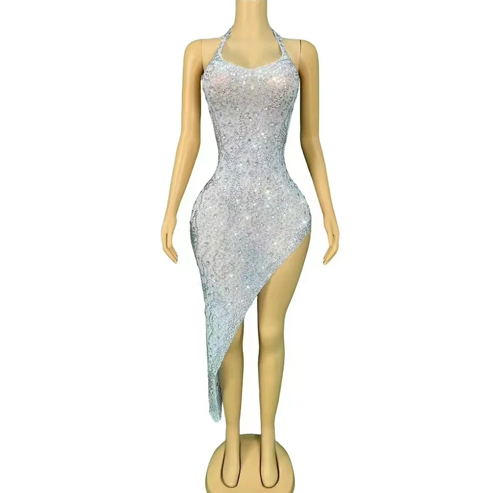 Women Elegant Party Evening Prom Photoshoot Outfit Sexy Stage Irregular Design Halterneck Backless Sparkly Rhinestones Dress
Women Elegant Party Evening Prom Photoshoot Outfit Sexy Stage Irregular Design Halterneck Backless Sparkly Rhinestones Dress