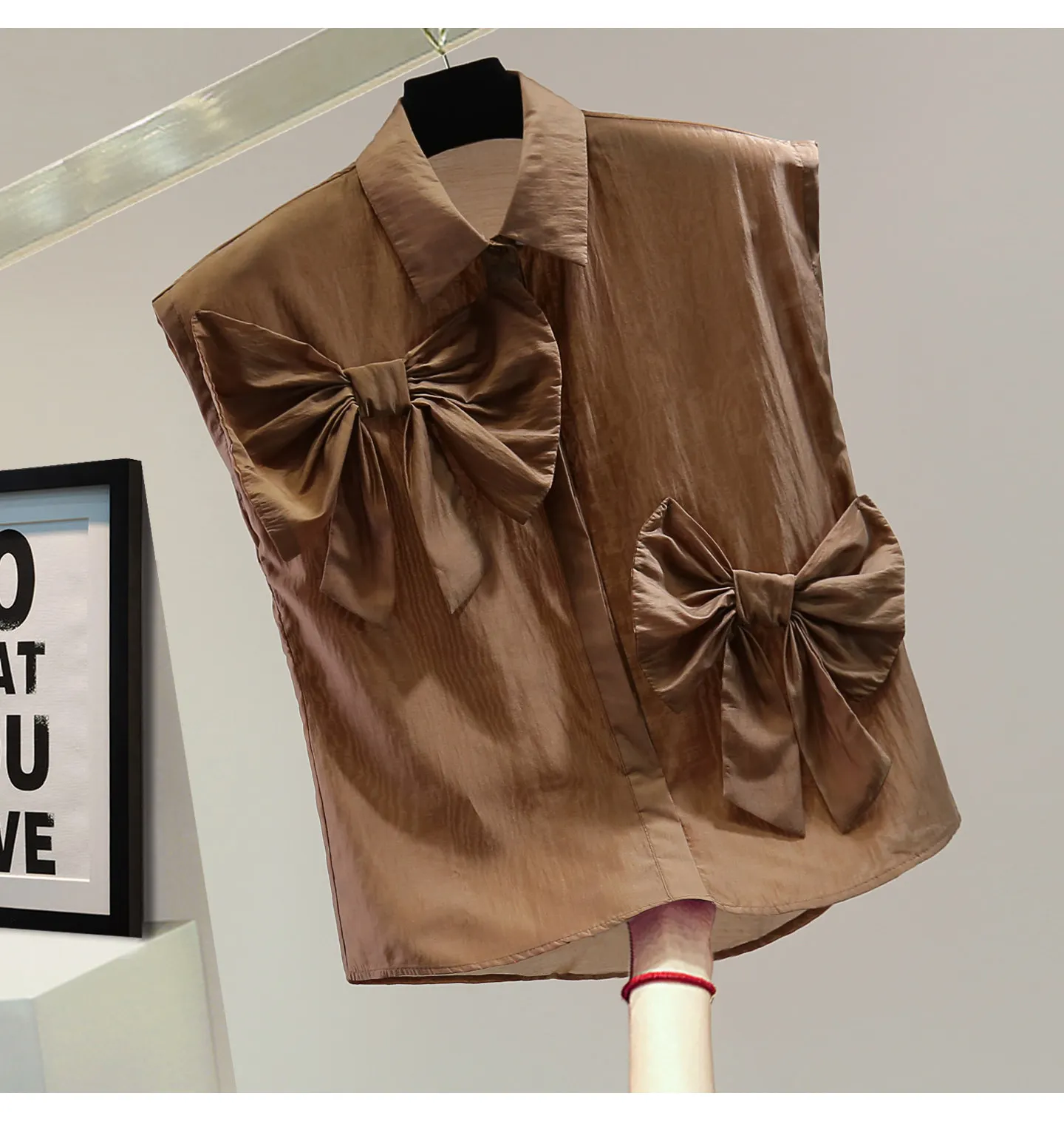 Heavy Industry Bow Chiffon Shirt for Women, 2026 Summer Loose Slimming Look Brown Casual Easiest for Match Sleeveless Blouses
Heavy Industry Bow Chiffon Shirt for Women, 2026 Summer Loose Slimming Look Brown Casual Easiest for Match Sleeveless Blouses
