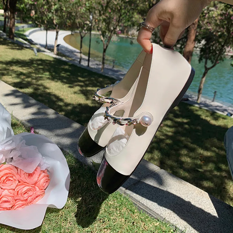Flats Mary Jane Pumps Thick Heels Elegant Medium Heel Woman Shoes Luxury Women's Heels Sandals 2024 Designer Luxury Spring Fall
Flats Mary Jane Pumps Thick Heels Elegant Medium Heel Woman Shoes Luxury Women's Heels Sandals 2024 Designer Luxury Spring Fall