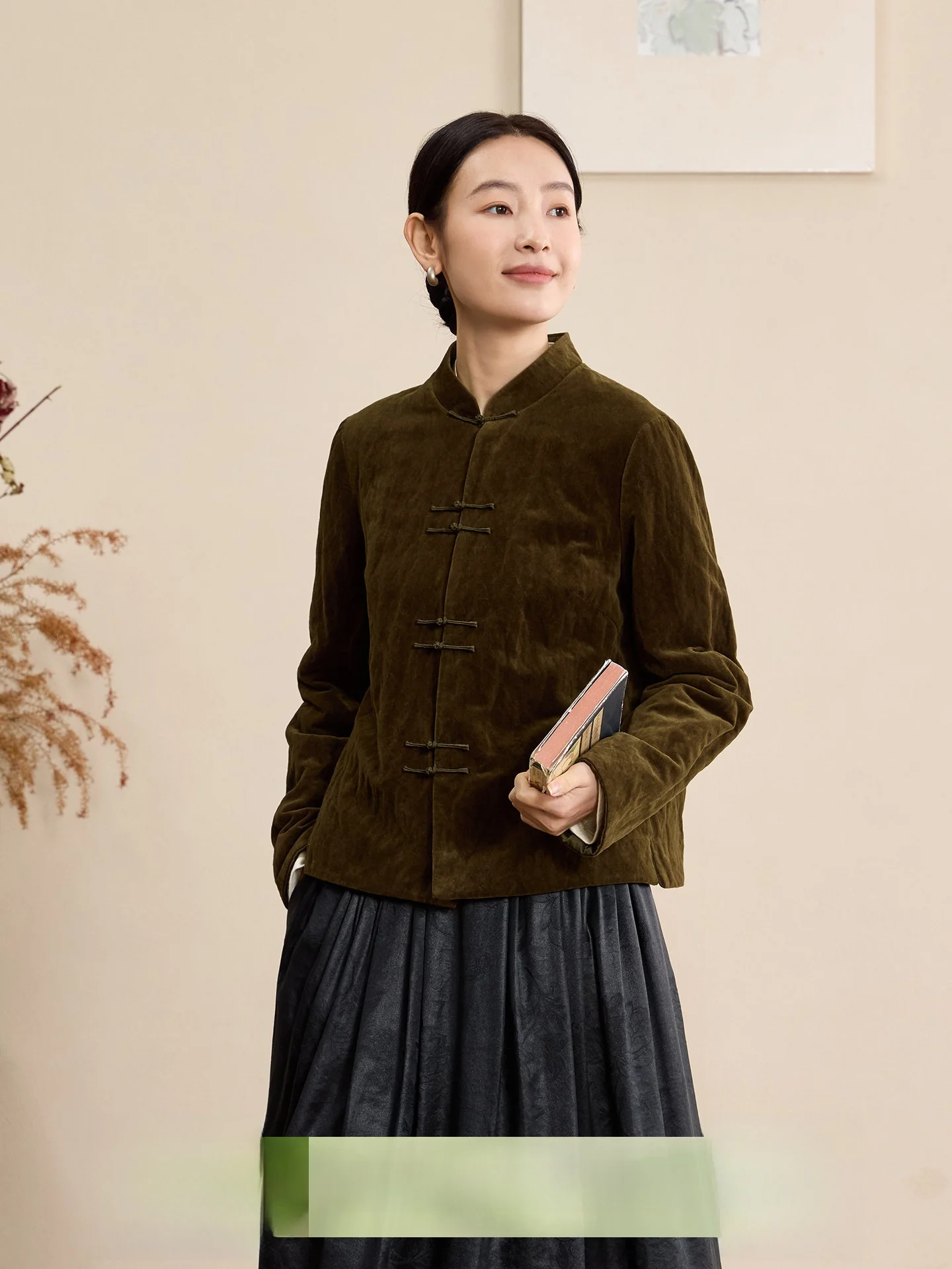 Autumn Field Original Retro Lightweight Cotton Velvet Feel Jaet Metal Tead Skin-friendly ort Outerwear Women's Faion
Autumn Field Original Retro Lightweight Cotton Velvet Feel Jaet Metal Tead Skin-friendly ort Outerwear Women's Faion