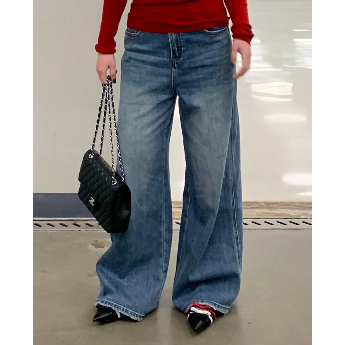 ChubbyGirl Versatile Wide Leg Jeans Slimming Long Pants Casual Comfortable Women's Faion Winter Collection 2024
ChubbyGirl Versatile Wide Leg Jeans Slimming Long Pants Casual Comfortable Women's Faion Winter Collection 2024