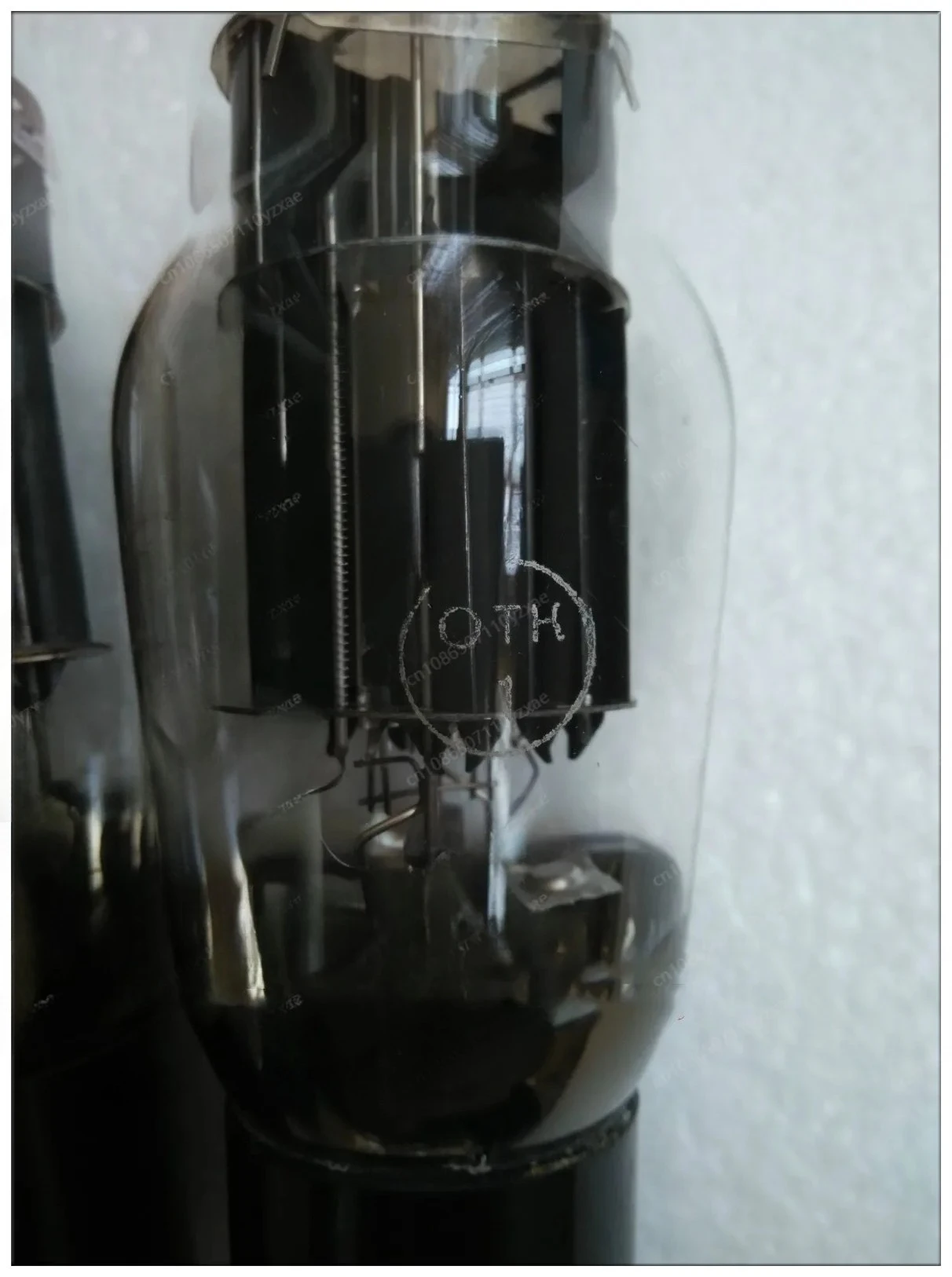 Совершенно новая советская электронная лампа 6H5C 6080 6AS7 6N5P с мягким качеством звука и соответствием
Совершенно новая советская электронная лампа 6H5C 6080 6AS7 6N5P с мягким качеством звука и соответствием