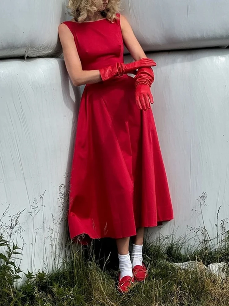 Sexy Sling O Neck High Waist Long Dress Women Red Sleeveless Backless Folds Design Slim A-line Dresses Elegant Evening Party
Sexy Sling O Neck High Waist Long Dress Women Red Sleeveless Backless Folds Design Slim A-line Dresses Elegant Evening Party