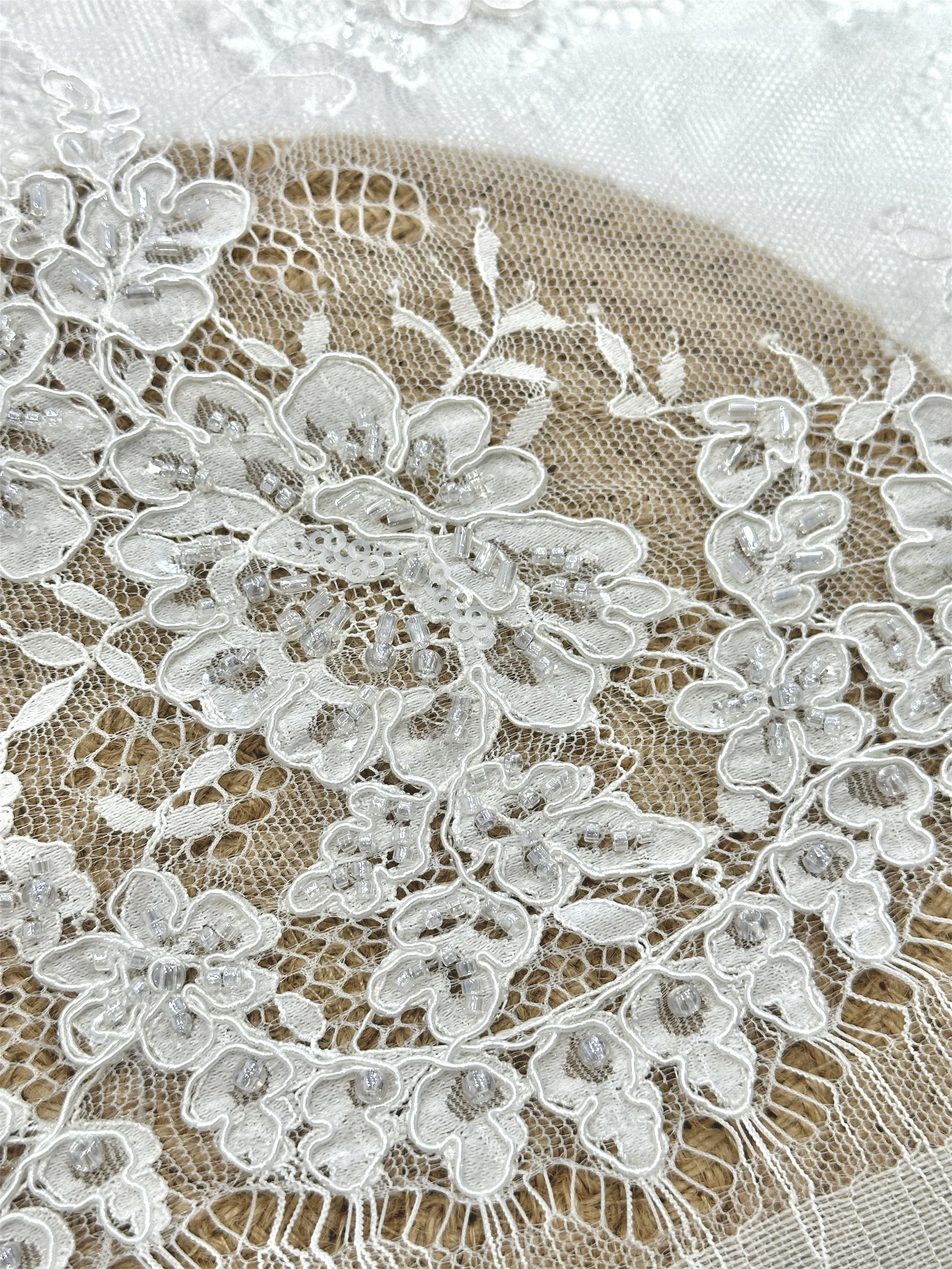 2026 New Wedding Dress Lace Handmade Sequins Beaded Lace Fabric Embroidery French Lace 3.3Yards African Mesh Stones Lace
2026 New Wedding Dress Lace Handmade Sequins Beaded Lace Fabric Embroidery French Lace 3.3Yards African Mesh Stones Lace
