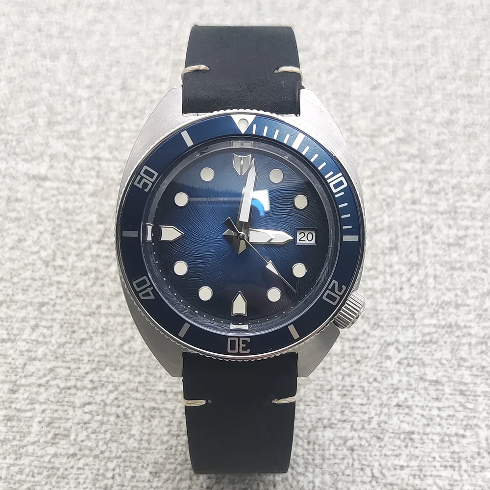 New blue spiral pattern 41mm small abalone men's watches NH35 automatic mechanical Luminous waterproof sapphire
New blue spiral pattern 41mm small abalone men's watches NH35 automatic mechanical Luminous waterproof sapphire