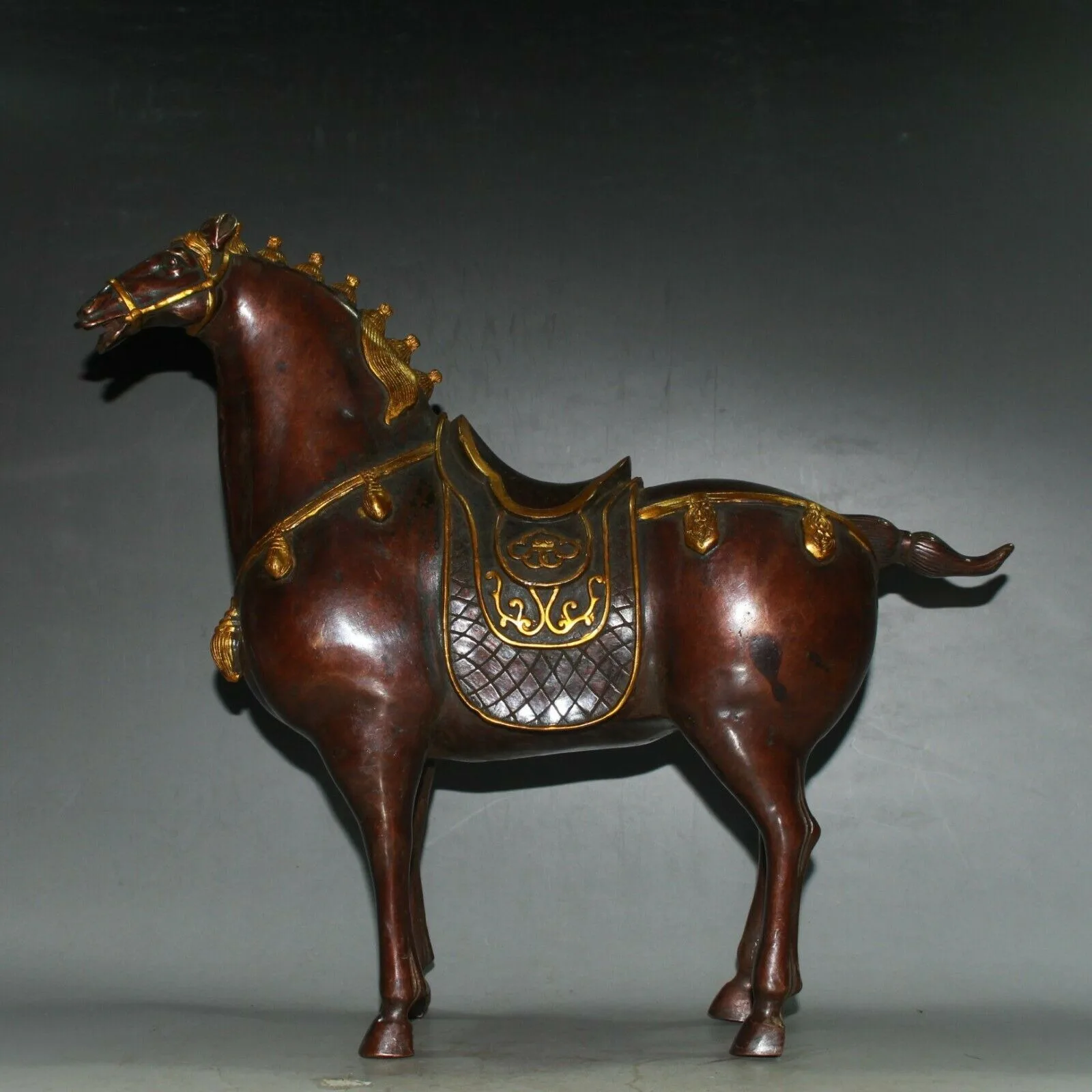 33Cm Chinese Antique Brass Statue Old Copper Horse Animal Statue - Brass Sculpture Crafts
33Cm Chinese Antique Brass Statue Old Copper Horse Animal Statue - Brass Sculpture Crafts