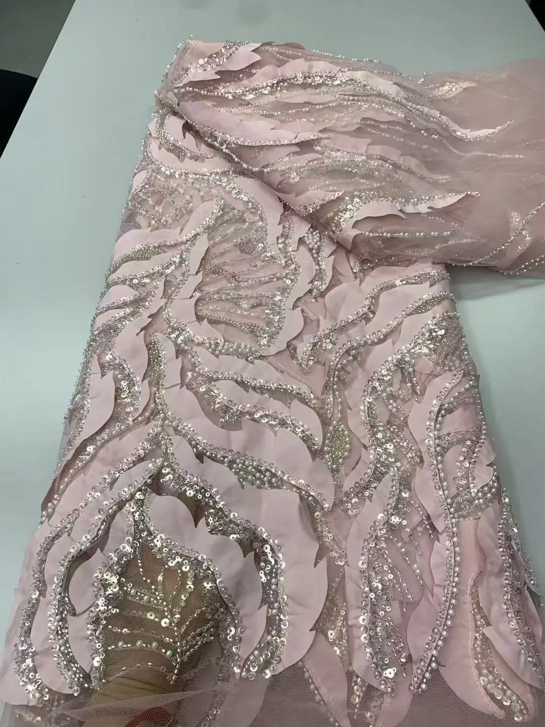 Pink 2025 Latest African 3D Flower Lace Fabric Embroidery French Lace Fabric Sequins Groom Nigerian Tulle Lace For Party Dress
Pink 2025 Latest African 3D Flower Lace Fabric Embroidery French Lace Fabric Sequins Groom Nigerian Tulle Lace For Party Dress
