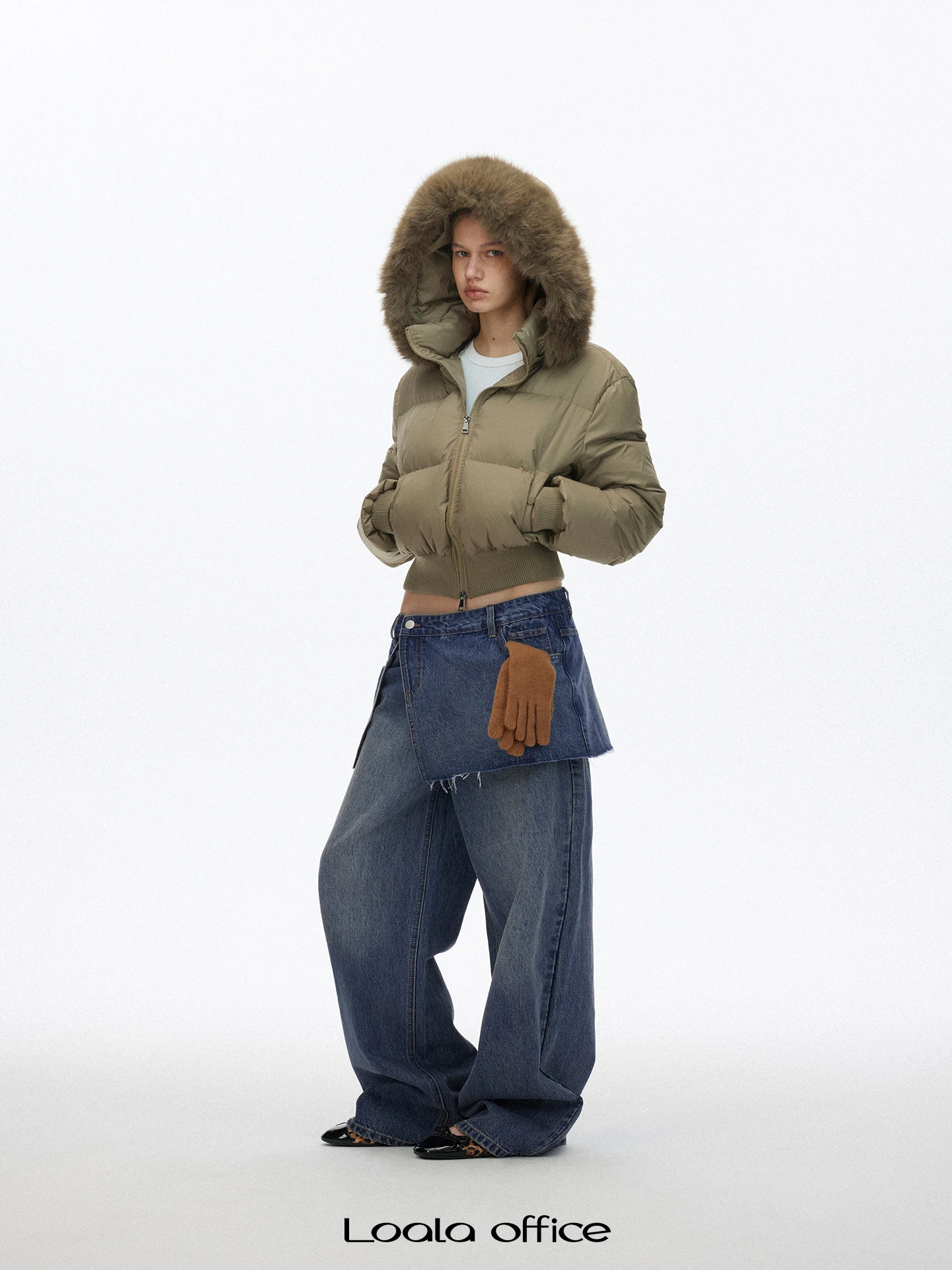 Loala Office Deconstructivist Low Waist Casual Jeans Loose Fit Straight Leg Cotton Denim Ladies Fashion Spring Autumn Winter
Loala Office Deconstructivist Low Waist Casual Jeans Loose Fit Straight Leg Cotton Denim Ladies Fashion Spring Autumn Winter