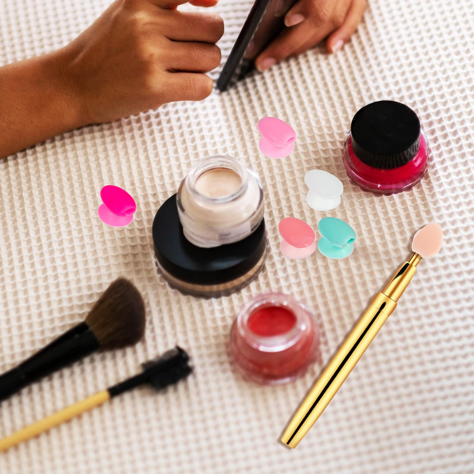 Silicone Lip Brush Cover Set Dustproof Protective Caps for Travel Makeup Brushes Waterproof Anti-lost Sleeve Case
Silicone Lip Brush Cover Set Dustproof Protective Caps for Travel Makeup Brushes Waterproof Anti-lost Sleeve Case