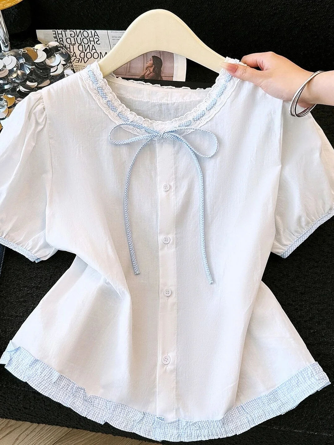 Sweet Lace Trim Short Sleeve Shirt Women's Loose Fit Summer New Style Button up Top Wooden Trim Anti-Aging Upper Body
Sweet Lace Trim Short Sleeve Shirt Women's Loose Fit Summer New Style Button up Top Wooden Trim Anti-Aging Upper Body