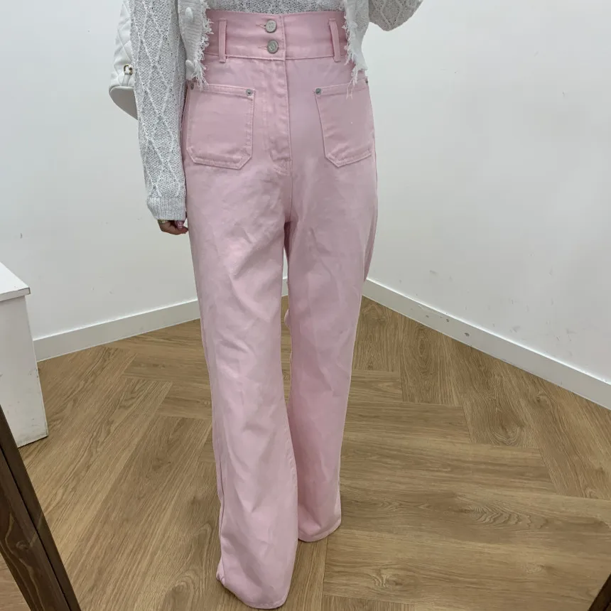High Waist Button up Long Leg Lengthening Wide Leg Jeans Casual Style High Waist Denim Pants Floor Length Trousers
High Waist Button up Long Leg Lengthening Wide Leg Jeans Casual Style High Waist Denim Pants Floor Length Trousers