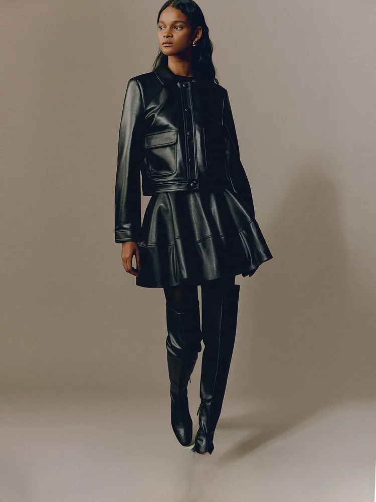 H&M Spring New Women's Jaet Simple Sle Slim Fit Polyester Fiber ort Coat with kets Ladies Faion Outerwear
H&M Spring New Women's Jaet Simple Sle Slim Fit Polyester Fiber ort Coat with kets Ladies Faion Outerwear