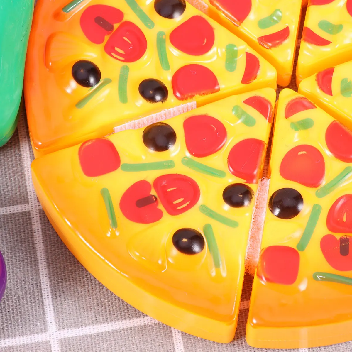 24Pcs Kids Kitchen Cutting Set Ecofriendly Material Vegetables Fruits Pizza Develop Imagination Creative Play Kitchen Toy
24Pcs Kids Kitchen Cutting Set Ecofriendly Material Vegetables Fruits Pizza Develop Imagination Creative Play Kitchen Toy