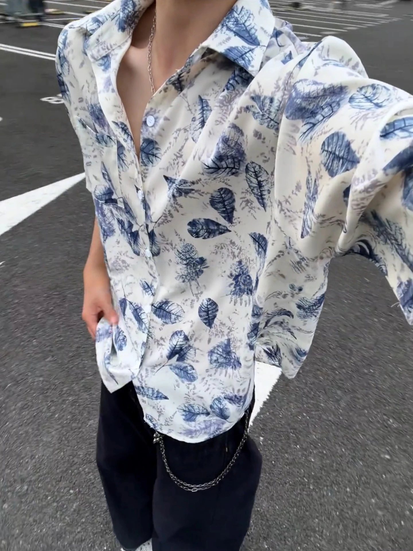 Ice Silk Short Sleeve Shirt Men's Summer Thin Printed Casual Style American Retro Jacket Loose Fit Breathable Cool Feeling
Ice Silk Short Sleeve Shirt Men's Summer Thin Printed Casual Style American Retro Jacket Loose Fit Breathable Cool Feeling