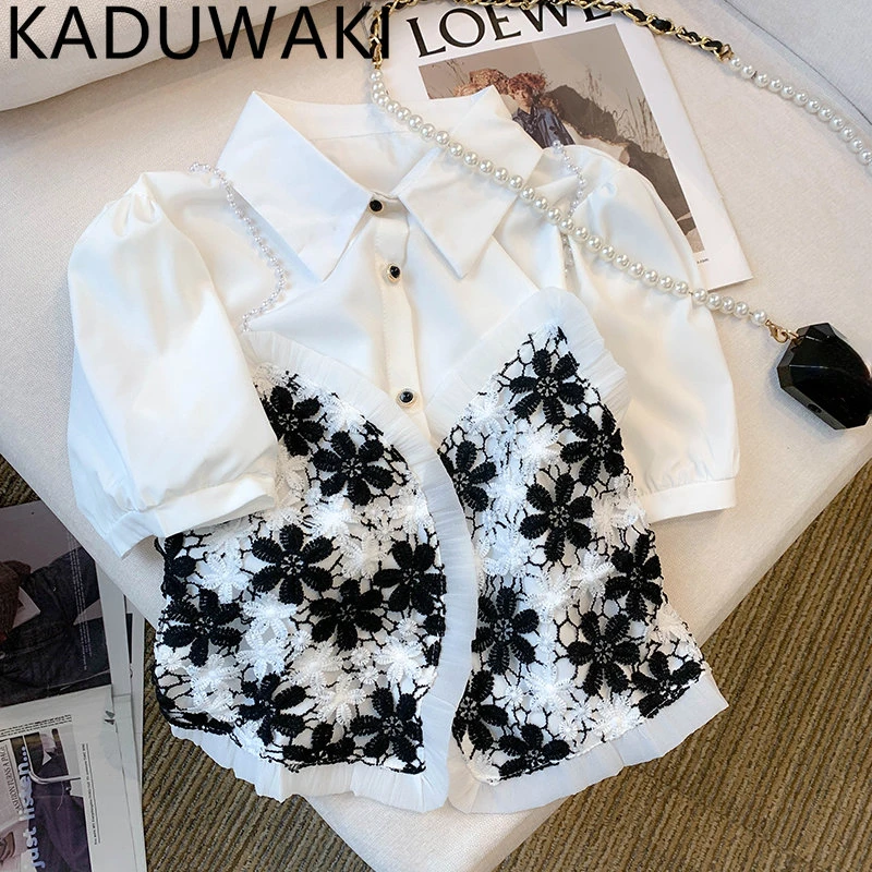 Patckwork Tshirts Lace Flower Fake Two Piece Designer Top T-shirts Korean Fashion Street Short Sleeve Turn-Down Collar Female
Patckwork Tshirts Lace Flower Fake Two Piece Designer Top T-shirts Korean Fashion Street Short Sleeve Turn-Down Collar Female